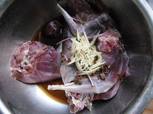香酥烤兔肉步骤2