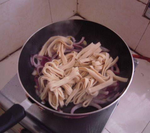 烧烤豆腐皮步骤7