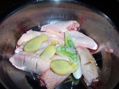 蒜香鸡翅串步骤3