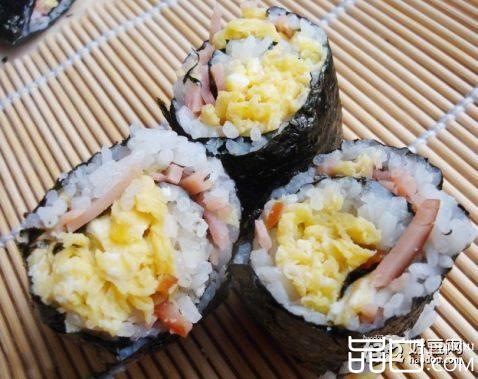鸡蛋火腿寿司卷