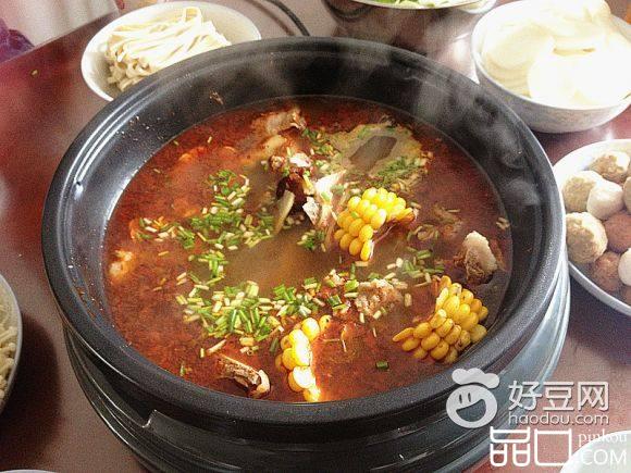 筒子骨汤麻辣火锅