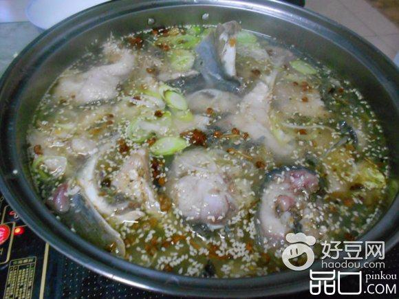鲤鱼火锅
