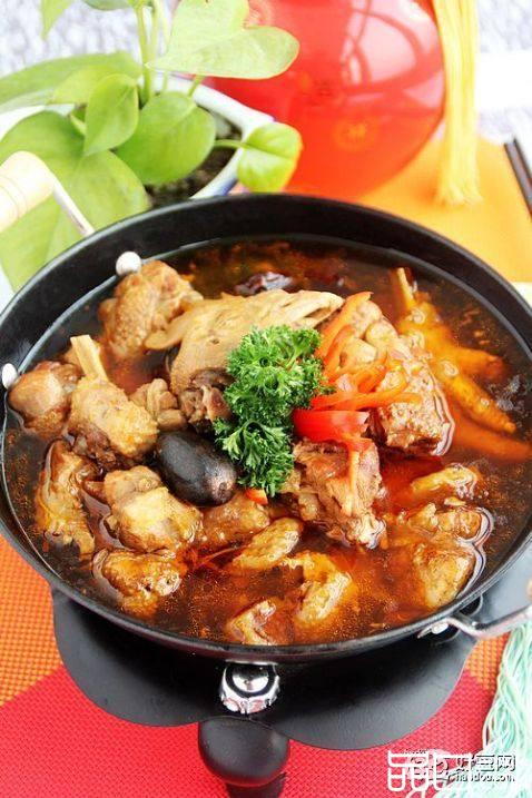 飘香鸡肉火锅
