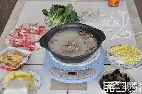 猪骨汤底火锅