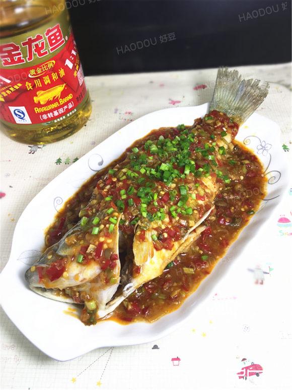 泡椒过水鲈鱼