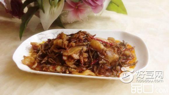 回锅肉炒盐豇豆