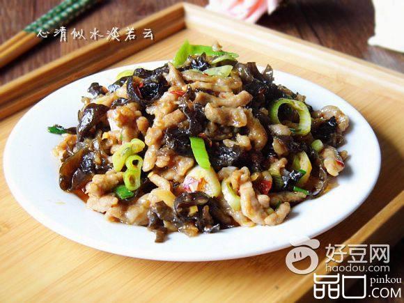 泡椒木耳肉丝