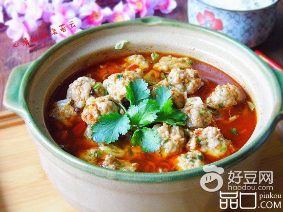 红汤香菜丸子