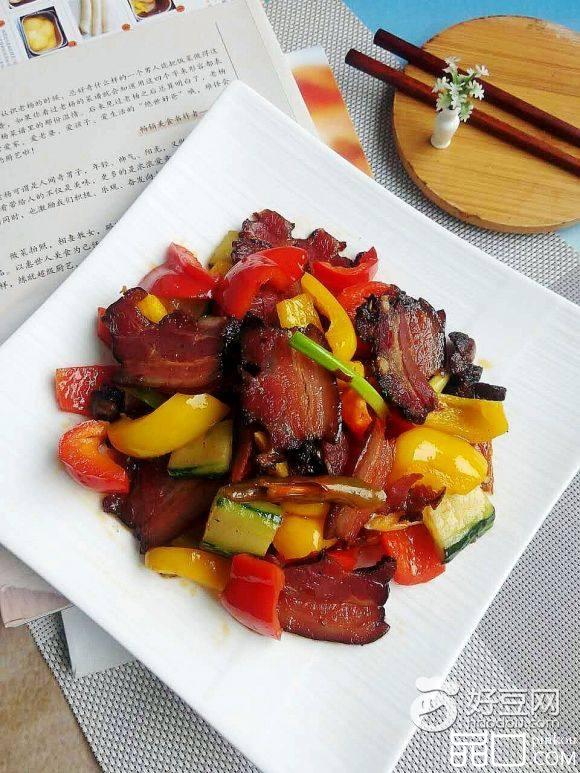 彩椒炒腊肉