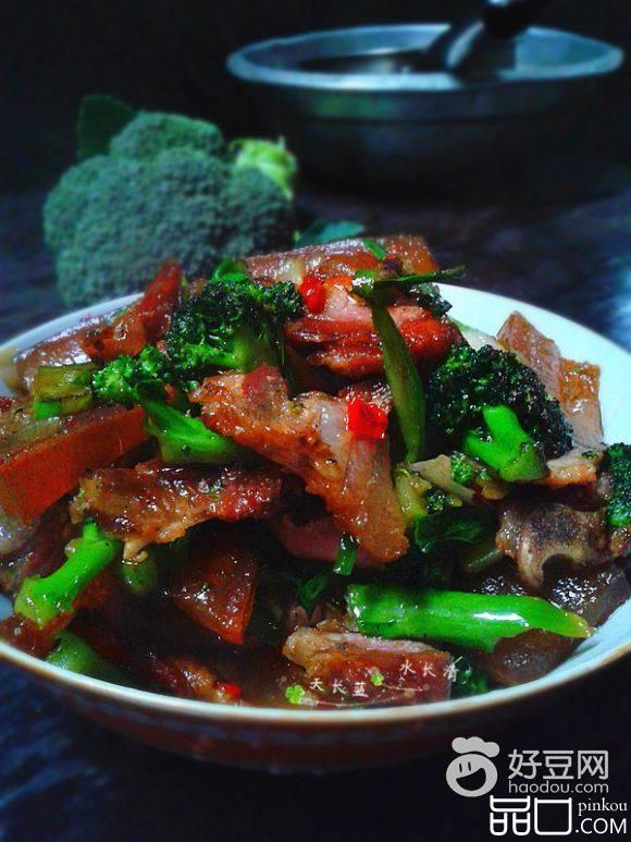西兰花烧腊肉