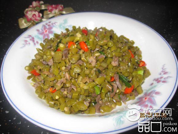 酸豆角炒鸡胗
