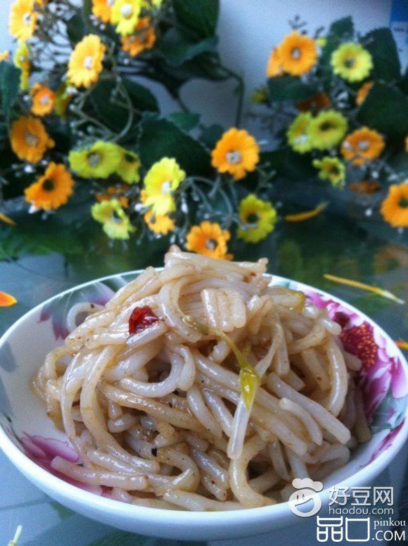 豆芽菜炒米粉