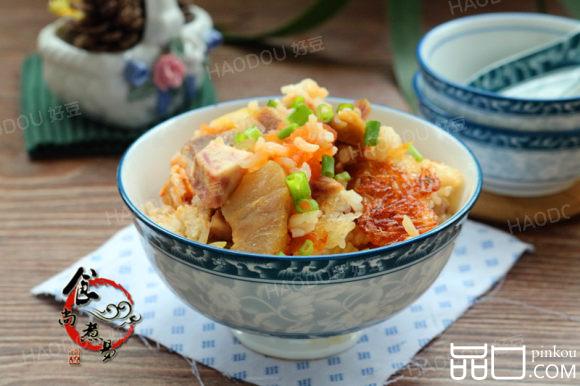 芋香腊肉番茄煲仔饭