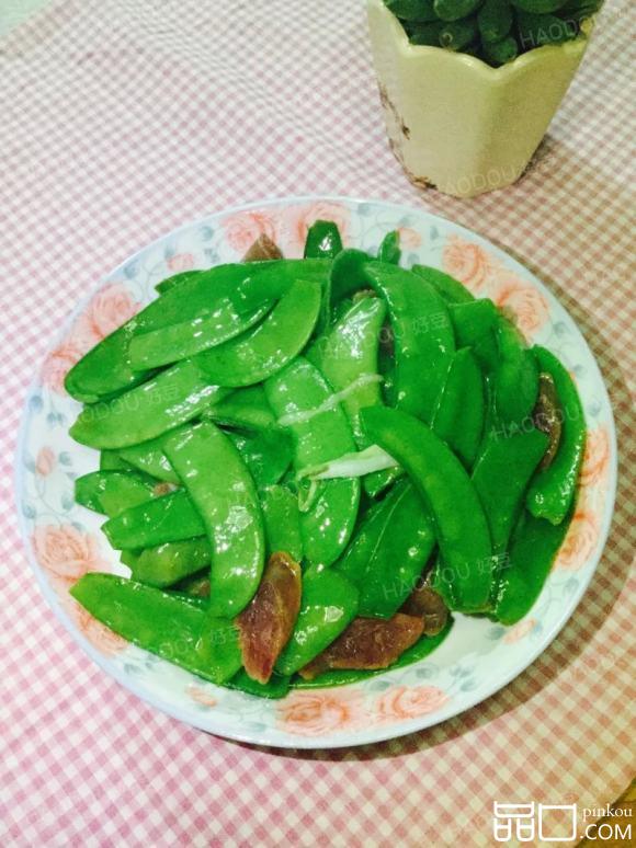 腊肠炒兰豆