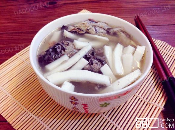 椰子乌鸡汤