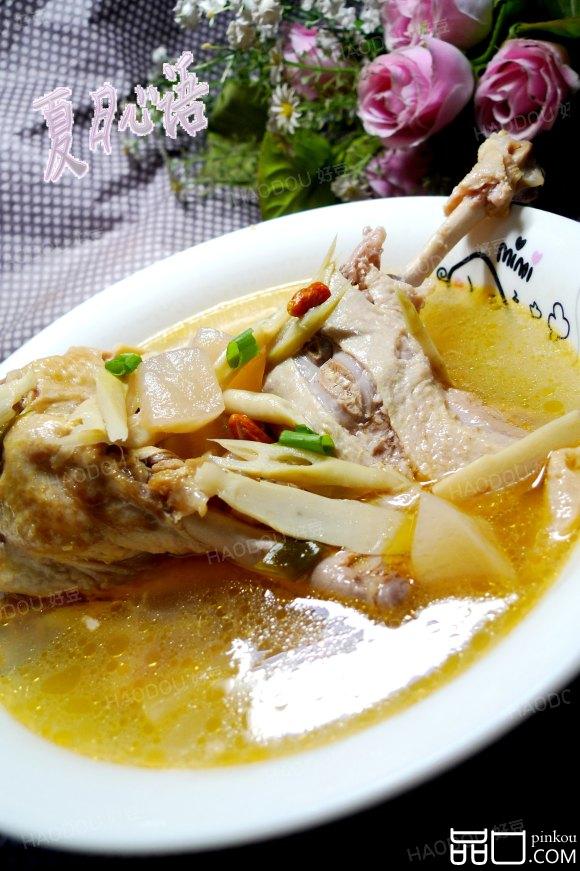 老鸭酸萝卜笋丝汤