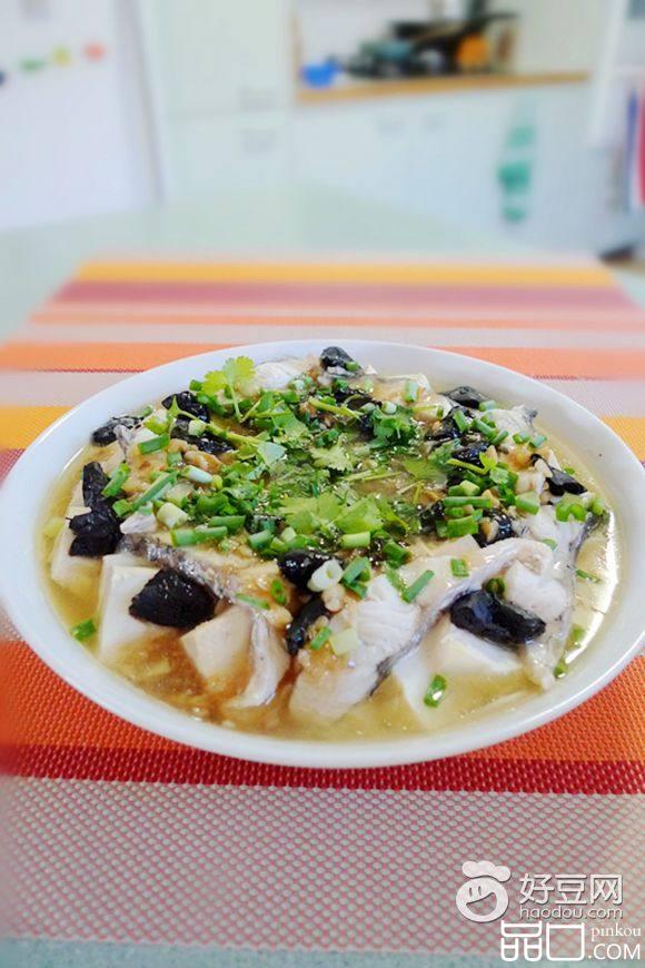 油榄豉豆腐蒸鱼片