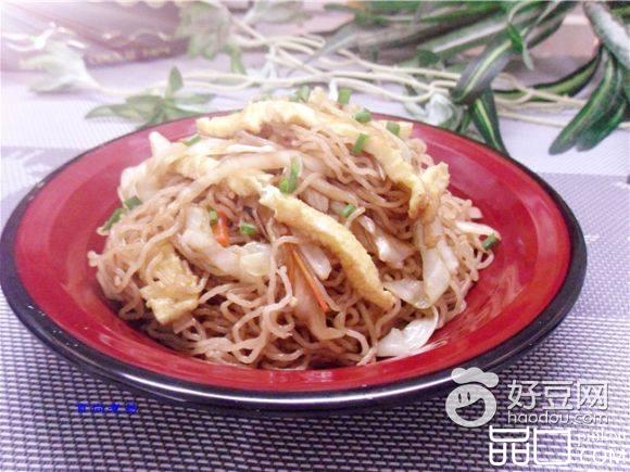 包菜炒粉丝