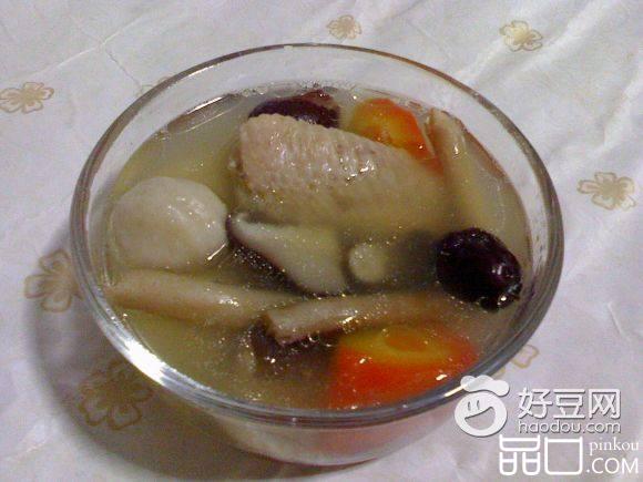 杂菇鸡汤