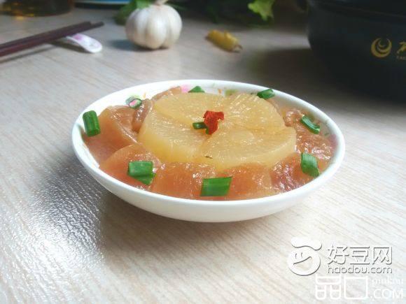 猪油渣焖萝卜块