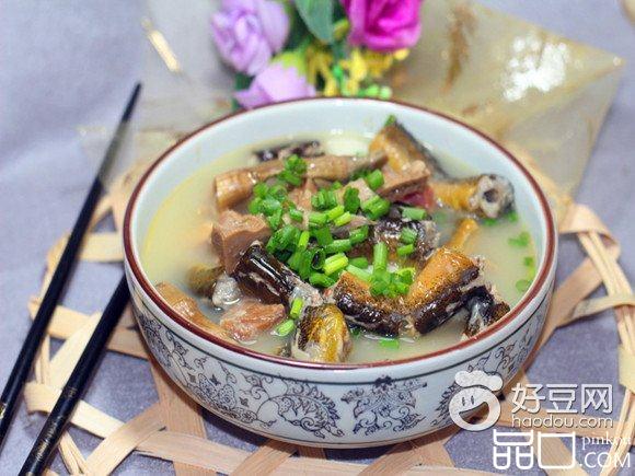 火腿炖黄蟮