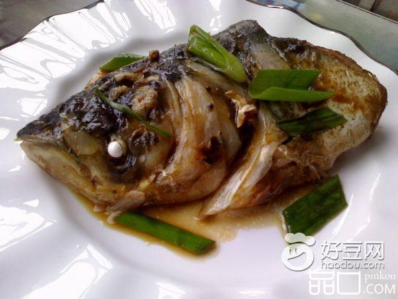 砂锅焖鱼头