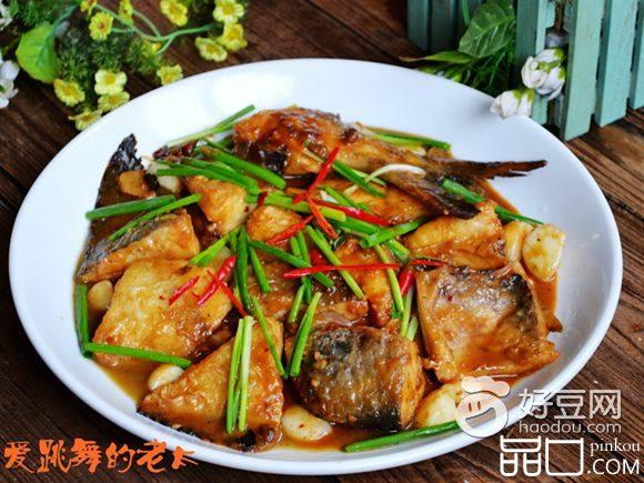 蒜子豆豉烧银鲳