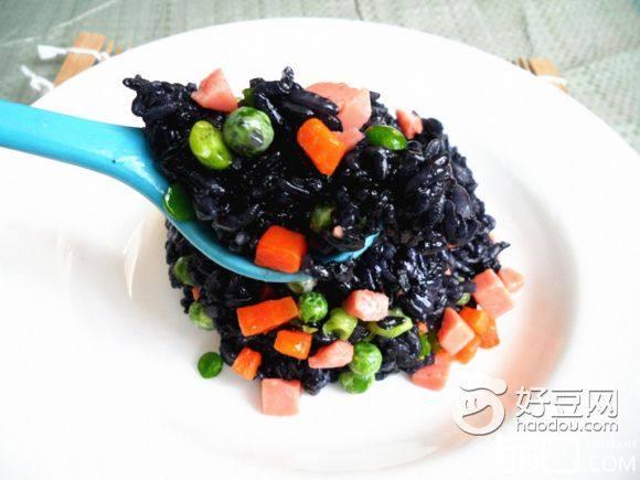 咸味乌米饭
