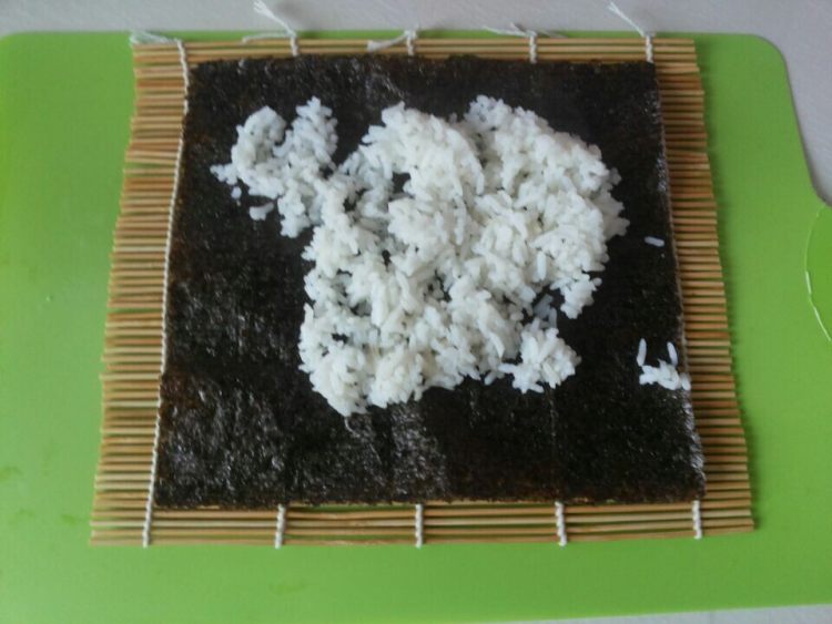 火腿肠香菇酱寿司步骤4