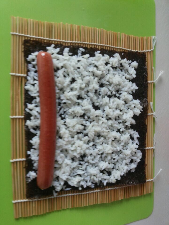 火腿肠香菇酱寿司步骤6