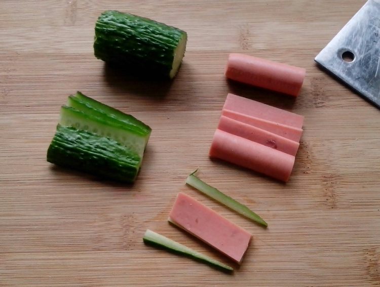 肉松饭团步骤2