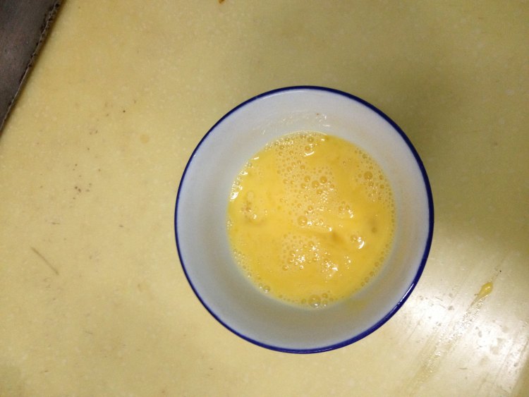 中式酱瓜紫菜包饭步骤2