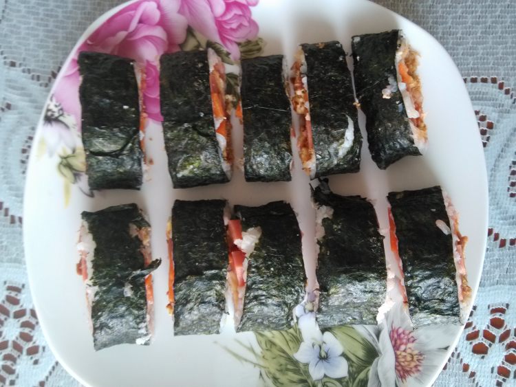 番茄沙拉寿司步骤10