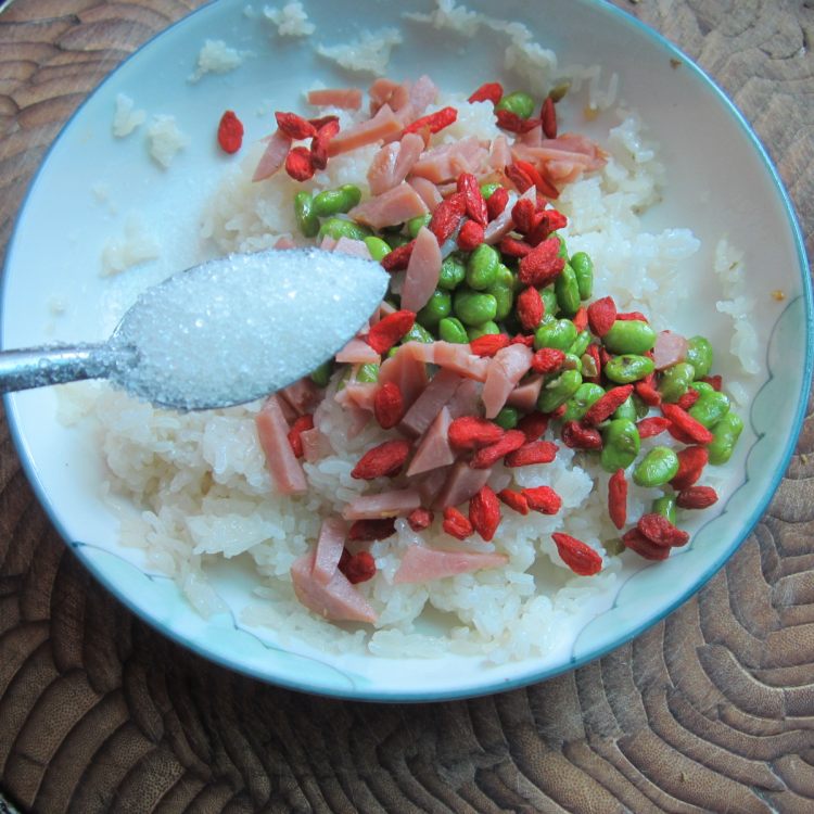 毛豆火腿寿司步骤6