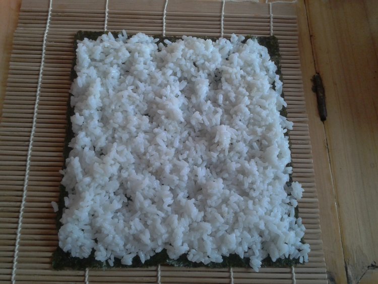 自制美味寿司步骤4