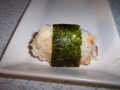 美味金枪鱼饭团步骤9