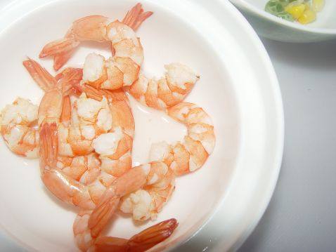 虾球寿司步骤2