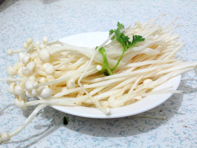 上汤番茄鸡翅火锅步骤6