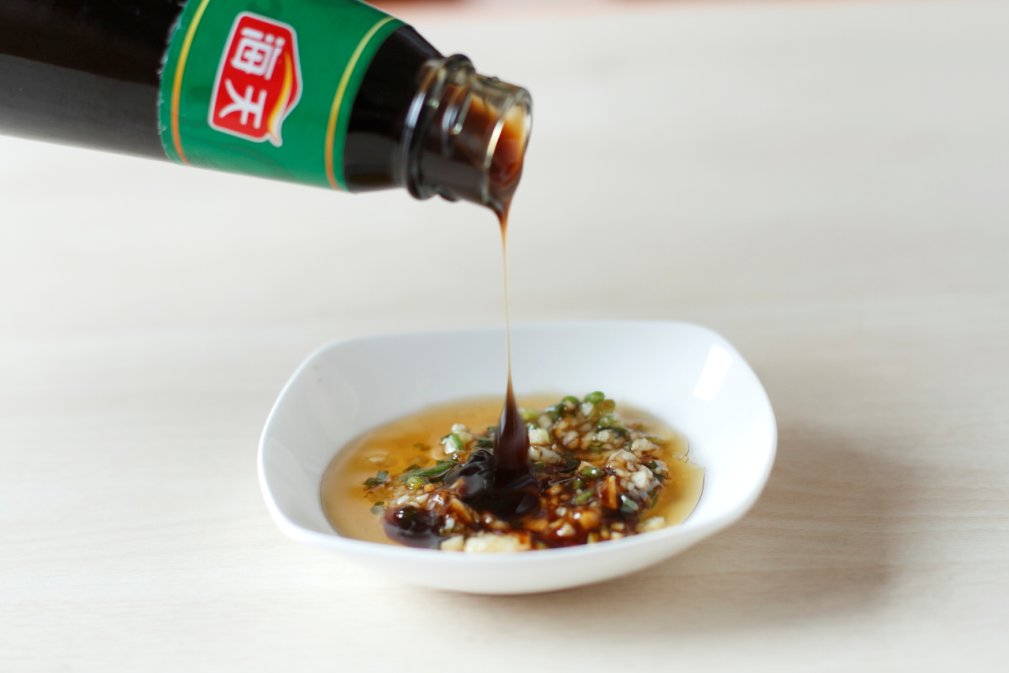 重庆鲜菇火锅步骤6