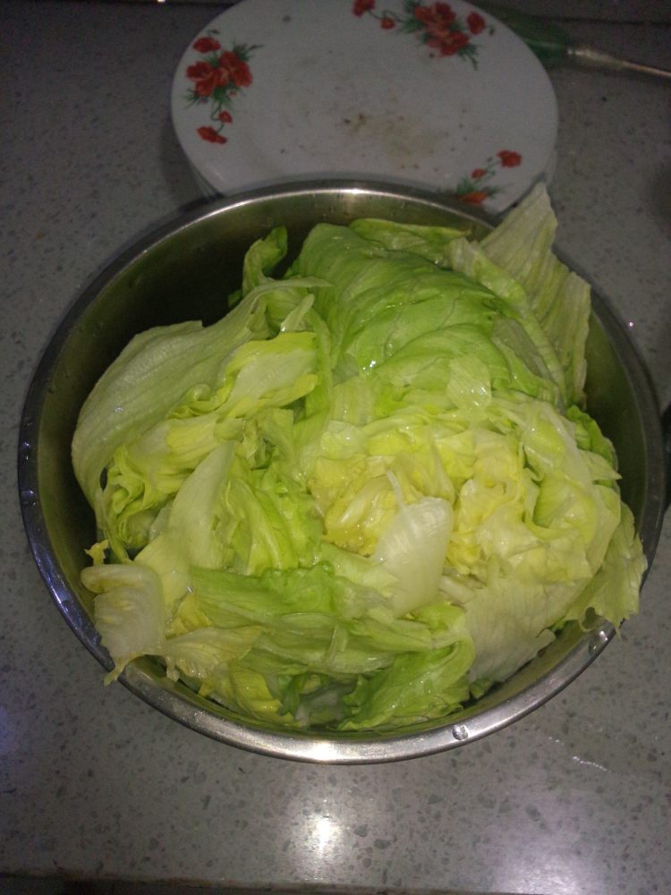 什锦菌蔬火锅步骤1