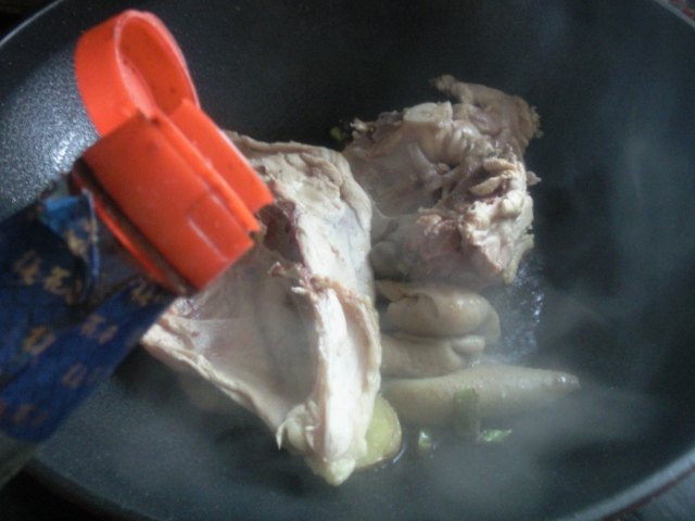 鸡汤干豆腐火锅步骤7