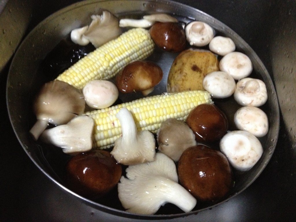 黄金海鲜火锅步骤4