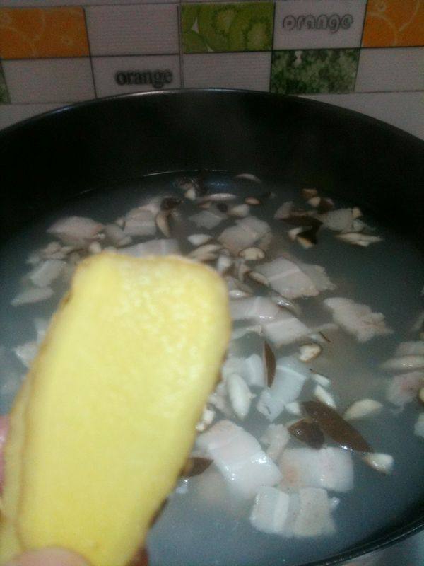 肉片香菇火锅步骤4