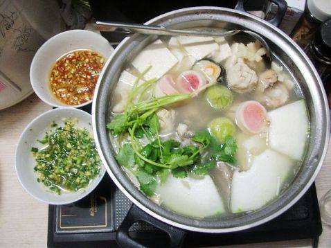 猪筒骨肉丸原味火锅步骤8