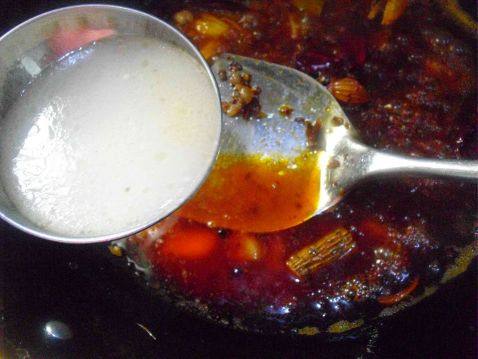 清油红汤火锅步骤3