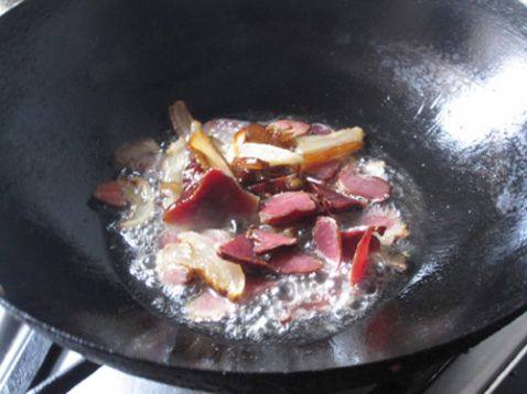 大雁菌腊肉火锅步骤7