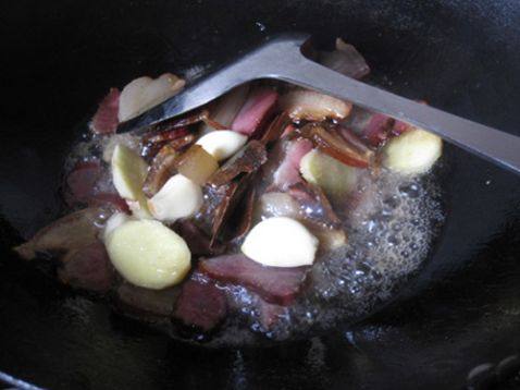 大雁菌腊肉火锅步骤8