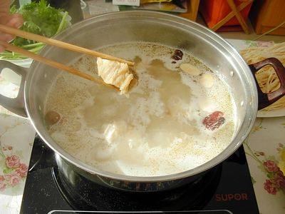 浓香牛腩火锅步骤7