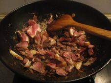土豆腊肉炖火锅步骤4