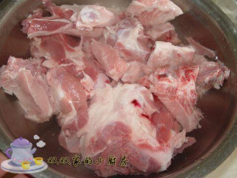 猪骨汤底火锅步骤1